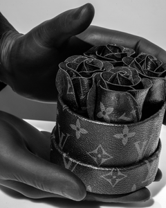 PETITE NOIR BOUQUET